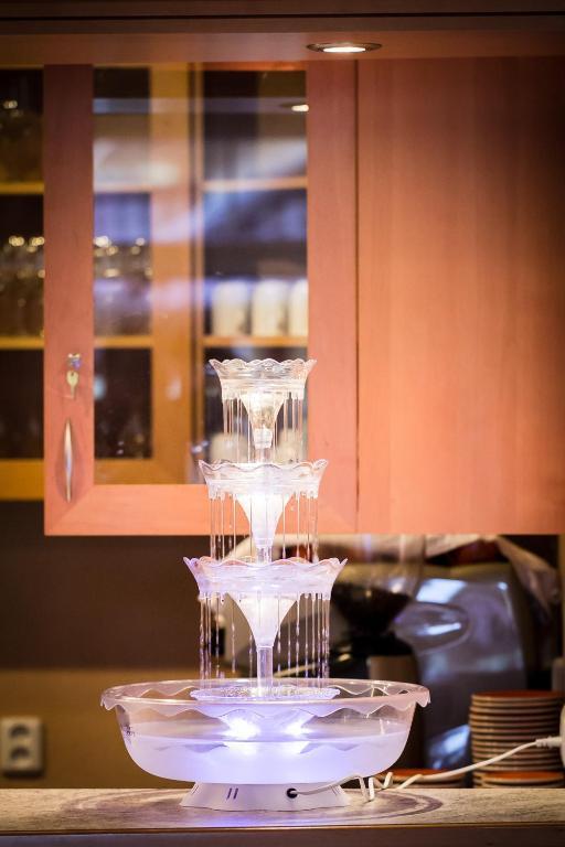 Hotel Allvet Дрновице Экстерьер фото