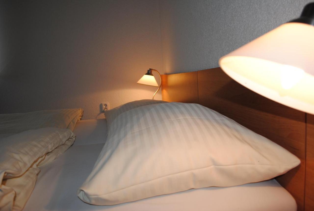 Hotel Allvet Дрновице Экстерьер фото